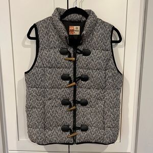 RuffHewn size M puffer vest